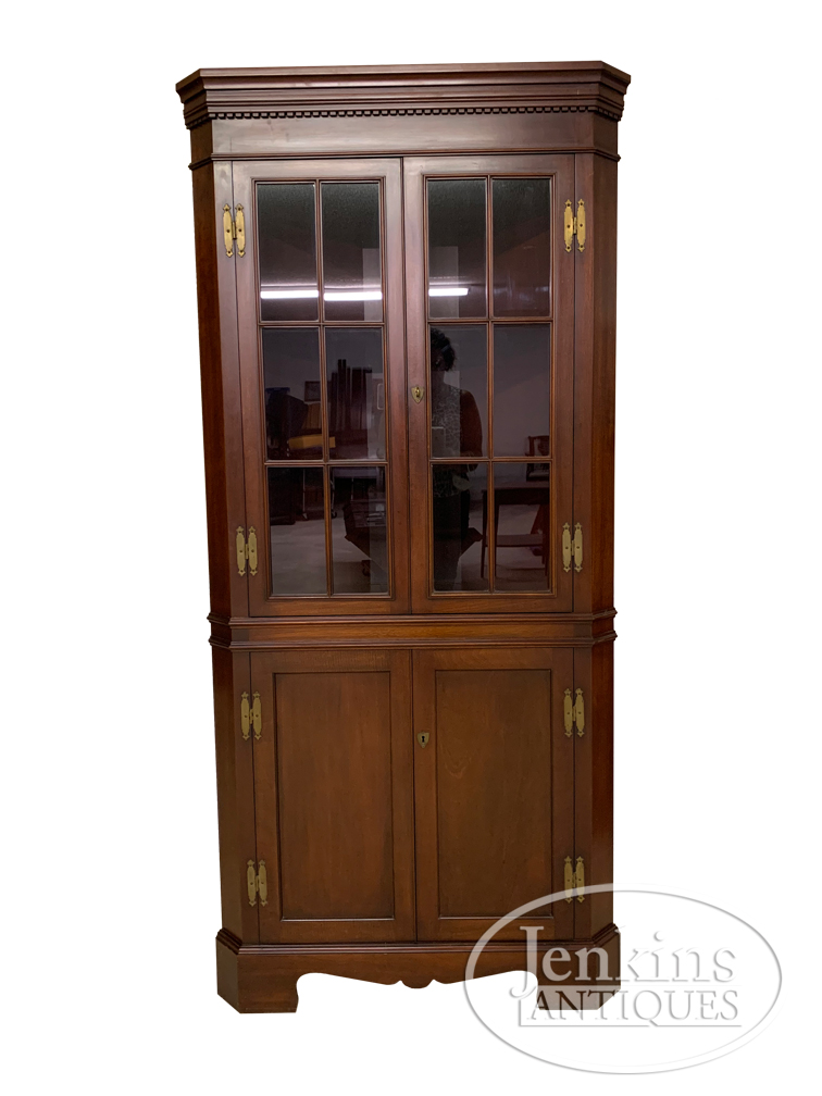 Craftique Corner Cabinet Craftique Corner Cabinet