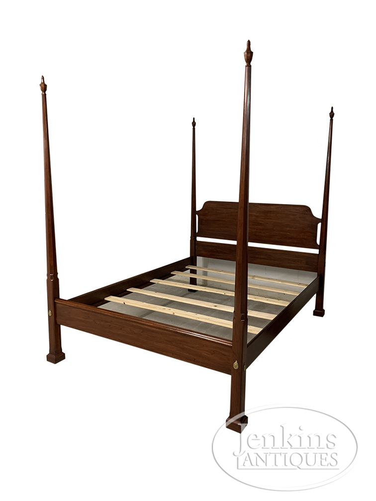 Henkel-Harriss Pencil Post Bed Henkel-Harriss Pencil Post Bed