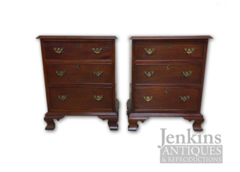 Craftique Mahogany 3-Drawer Nightstands (Pair)