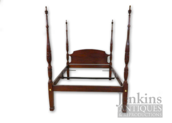 Henkel Harris Black Cherry Rice Carved Queen Bed
